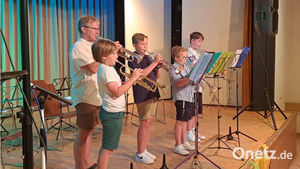 Das Trompetenensemble präsentierte gekonnt klassische und rockige Melodien. Auch die Solobeiträge überzeugten das Publikum. Bild: myd