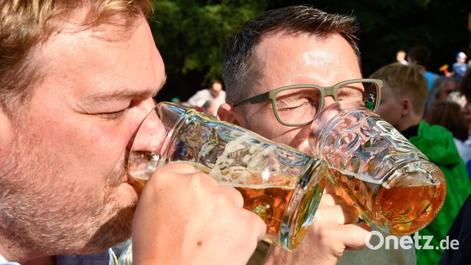 Dass am Wochenende bestes Bergwetter herrschte, machte sich auch beim Bierkonsum bemerkbar. Bild: Petra Hartl