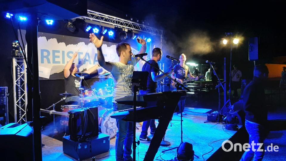 Sommernachtsparty des Männergesangvereins in Schirmitz. Bild: ise