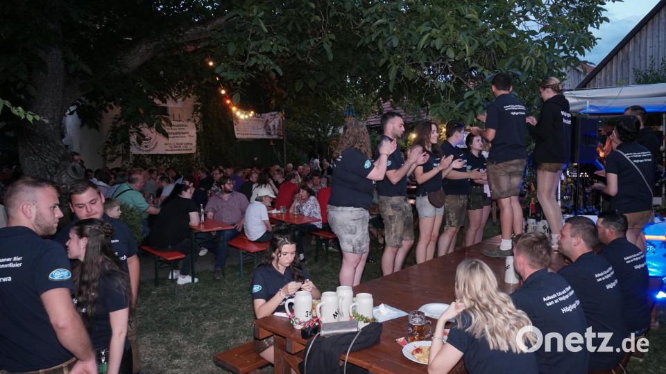 Am Tisch der Kirwapaare herrschte drei Tage lang ausgelassene Stimmung Bild: nib