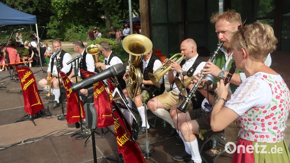 Und die &quot;Tanngrindler Musikanten&quot;. Bild: Kunz