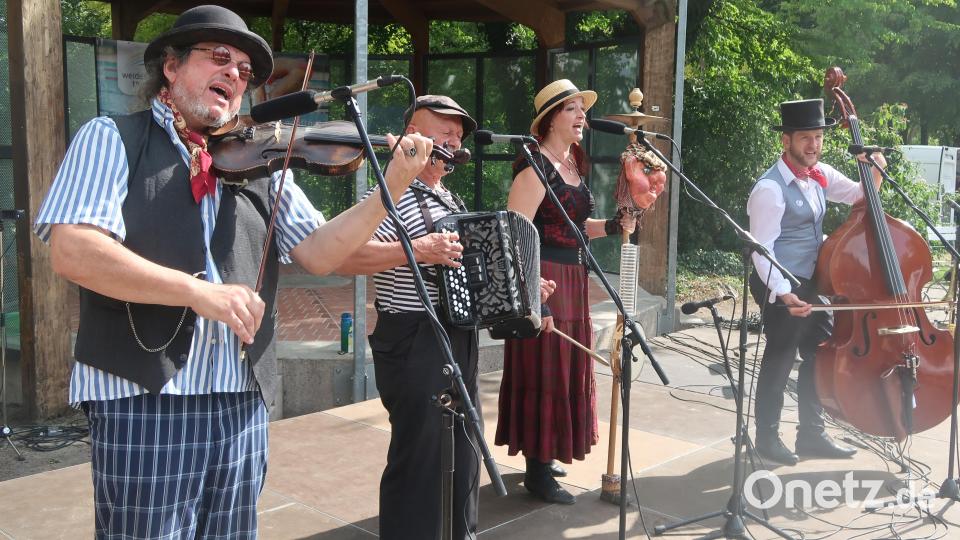 Auch mit dabei: die &quot;Sveik-Band&quot; aus Pilsen. Bild: Kunz