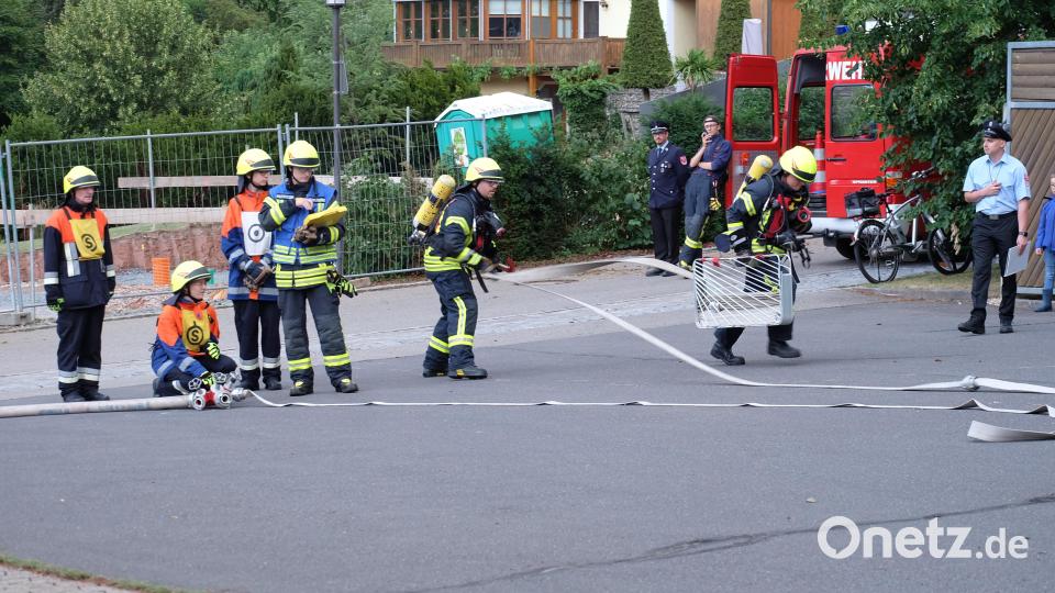 Auf jeden Fall in der vorgegebenen Zeit zu bleiben, für die Schiedsrichter ein wichtiger Ansatz. Bild: wlr