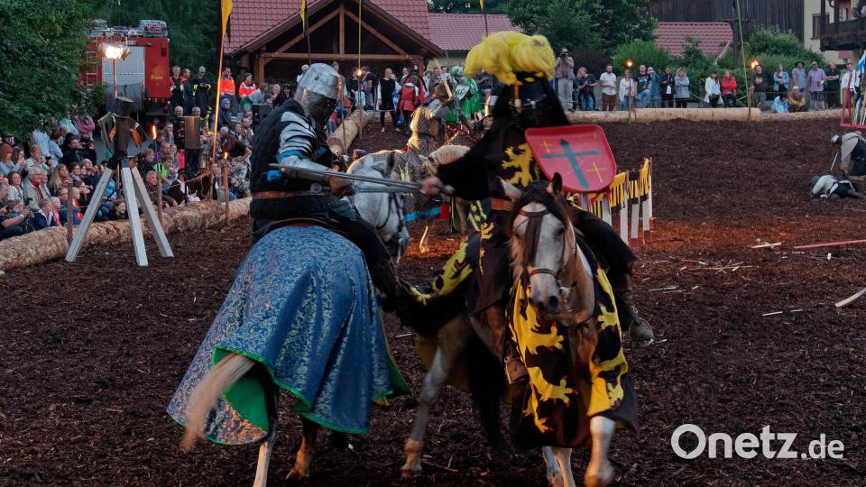 Im Rahmen der Mittelalterwochen findet am 19. und 20. August ein Ritterturnier mit den &quot;Rittern der böhmischen Krone&quot; im Geschichtspark statt. Archivbild: tr