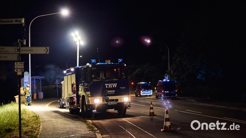 An der Clausnitzerschule wird fiktiv eine Ausgabestelle für Brauchwasser errichtet, welche entsprechend ausgeleuchtet und abgesichert werden muss. Bild: Andrea Roith/exb