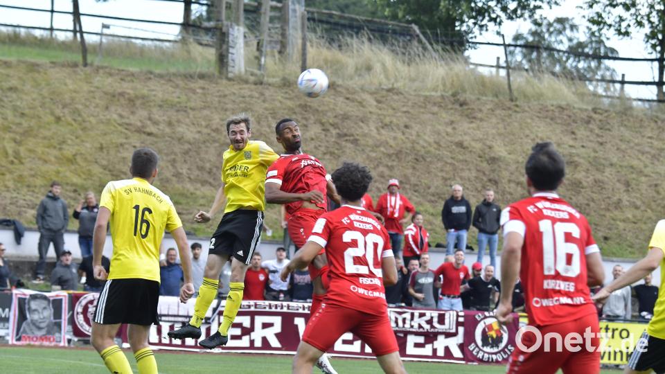 Der SV Hahnbach hat gegen die Würzburger Kickers gespielt. Bild: Hubert Ziegler