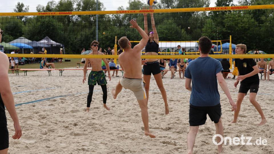 Mannschaften aus ganz Bayern kämpften um Punkte im Fun- und Masters-Cup. Bild: Michael Klement