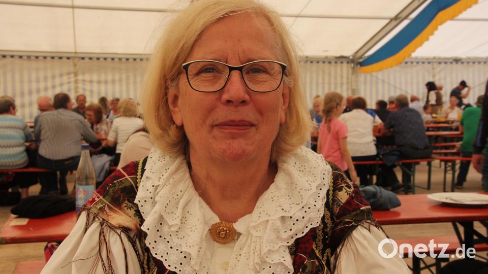 &quot;In den Anfangsjahren kamen bis zu 7000 Leute mit Omnibussen zu den Heimattreffen. Heuer waren rund 150 ehemalige Egerländer hier.&quot; (Regine Löffler-Klemsche, Vorsitzende des Heimatkreises Plan-Weseritz) Bild: kro
