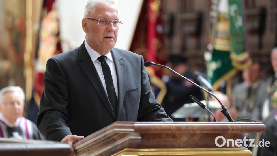 Der bayerische Innenminister Joachim Herrmann (CSU) übermittelte die Anteilnahme der Staatsregierung. Bild: Wolfgang Steinbacher