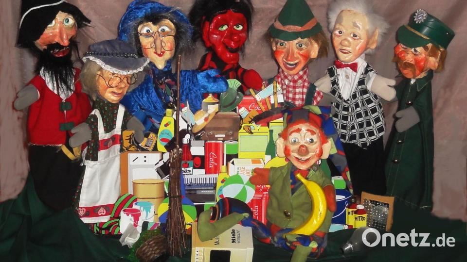 Das Puppenensemble des Stücks &quot;Kasperl und die Umwelthexe Dorothea&quot; beendete seine erfolgreiche Tournee durch den Landkreis. Bild: sne