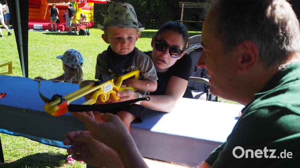 Das Kinderfest der Stadt Neustadt/WN bot etliche Spaßangebote für die Kleinen und schon etwas Größeren. Bild: krb