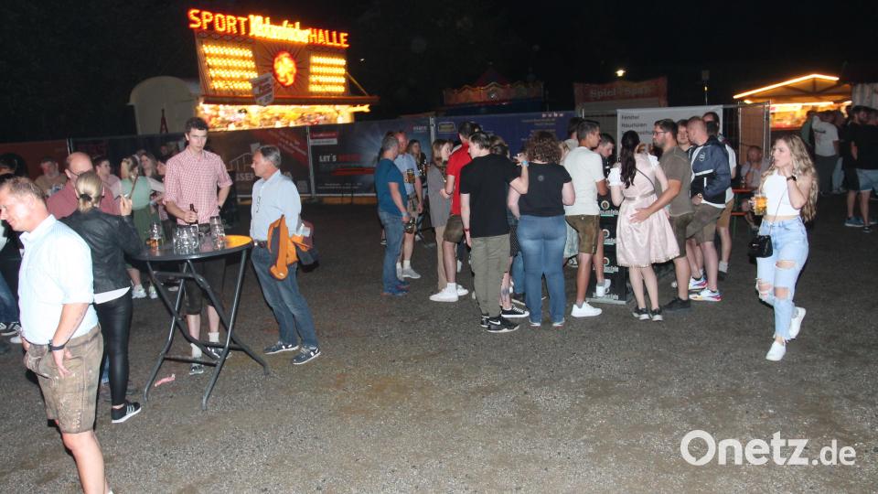 Auch im Freien ist &quot;Party pur&quot; angesagt. Bild: pi