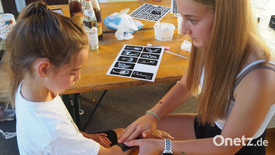 Das Kinderfest der Stadt Neustadt/WN bot etliche Spaßangebote für die Kleinen und schon etwas Größeren. Bild: krb