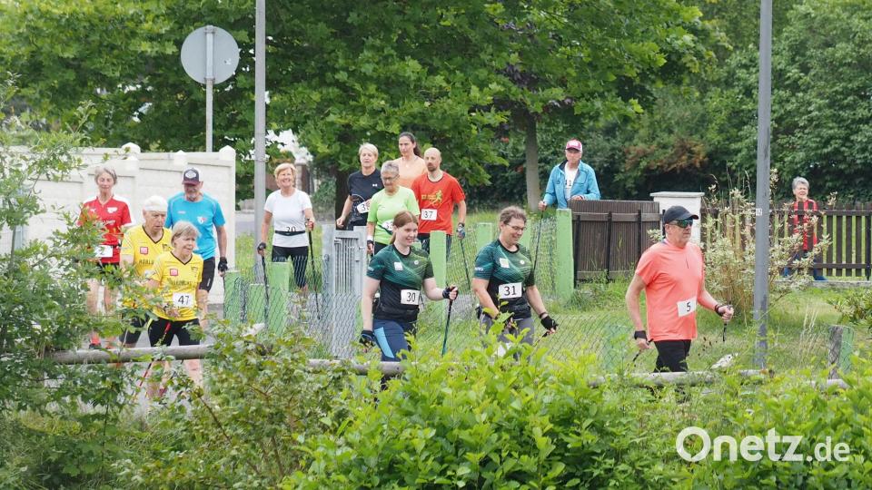 Unterwegs beim Siedlerwalk in Auerbach. Bild: kek