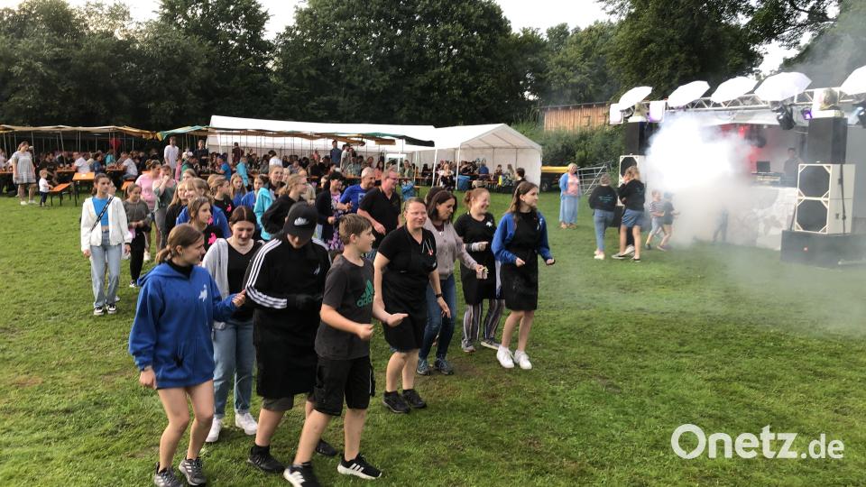 Die Naab brennt - es ist da eigentliche Highlight des Neustädter Sommerfestes. Bild: krb