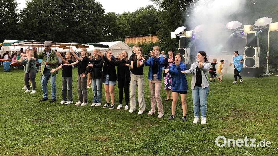Die Naab brennt - es ist da eigentliche Highlight des Neustädter Sommerfestes. Bild: krb