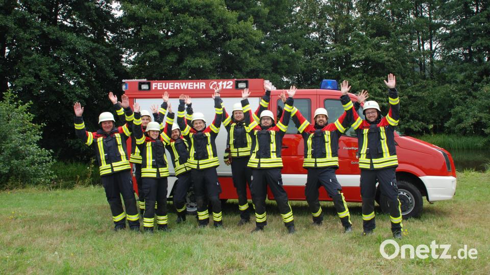 Kommandant Christoph Dumler: „Es ist nicht nur ein gutes Gefühl, als Freiwillige Feuerwehr Menschen helfen zu können, wenn sie sich in einer Notlage befinden. Mindestens ebenso schön ist die Kameradschaft, die sich im Laufe der Zeit in der Gruppe entwickelt.“ Bild: cvl
