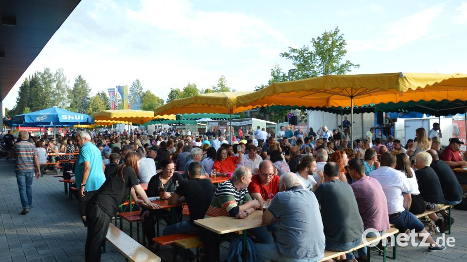Viele Gäste kamen zum Feuerwehr-Gartenfest nach Tirschenreuth. Bild: Feuerwehr Tirschenreuth/exb