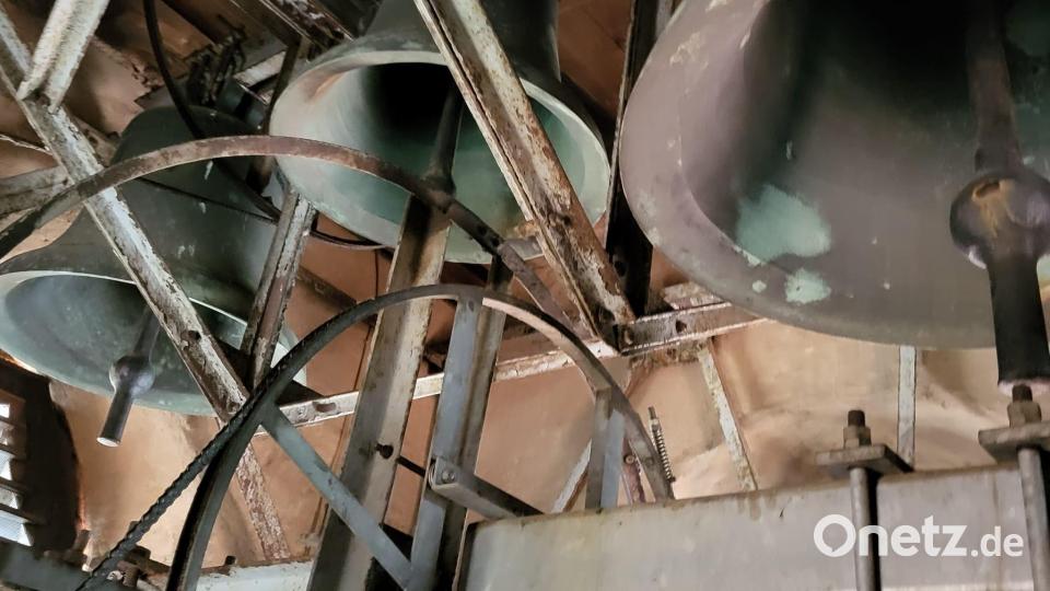 Als besonders interessant erwies sich außerdem die Besteigung des Kirchturms, wo neben der Aussicht über die Stadt auch die Größe und der Klang der Kirchenglocken die 25 Kinder beeindruckten. Bild: Edith Schön/exb