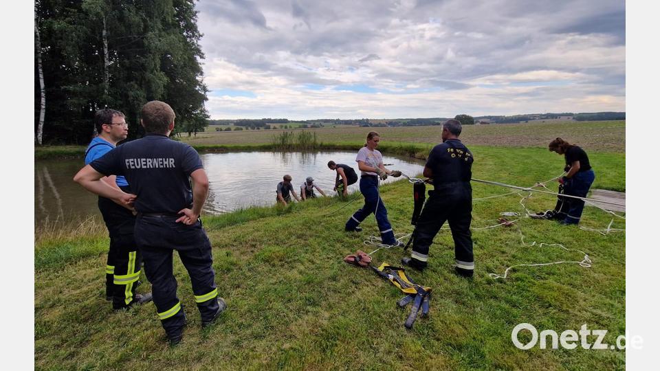Sogar eine Wasserrettung beinhaltete die Zwölf-Stunden-Aktion. Bild: dob