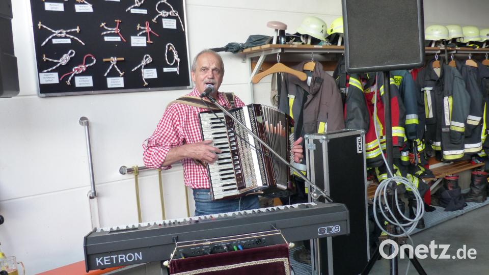 Der „Harmonika-Franz“ sorgt für Stimmung. Bild: sl