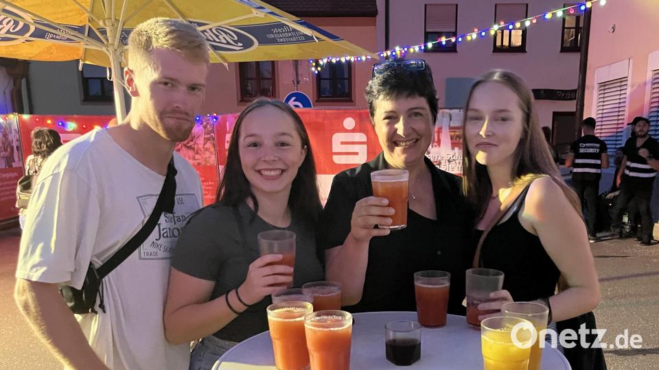 Kühle Drinks sind genau richtig bei den sommerlichen Temperaturen. Bild: sns