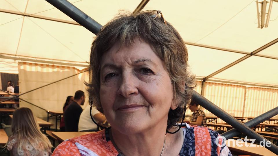 Unter anderem Irmgard Trösch sprach als Wirtin über das Frohnbergfest. Bild: mma