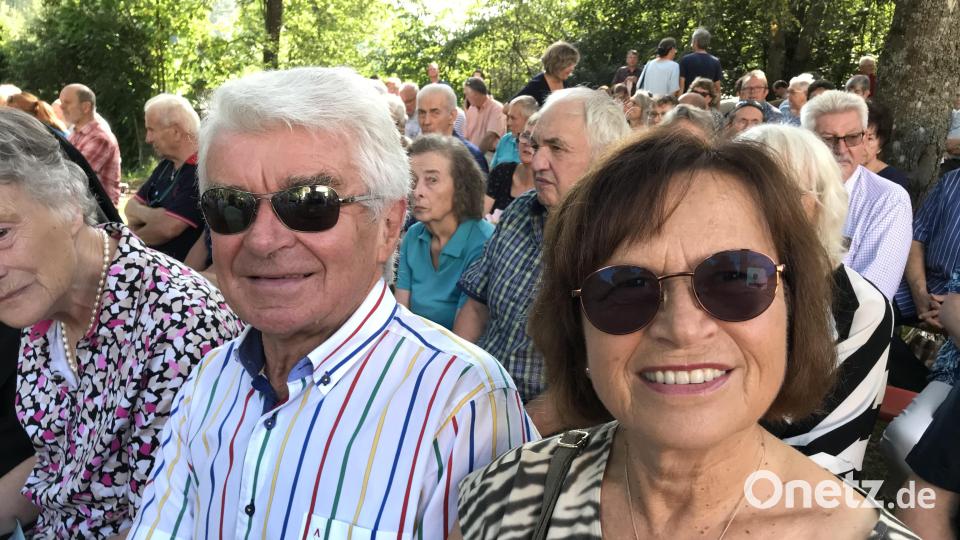 Annemie und Josef aus Hahnbach besuchen auch gern die Gottesdienste. Bild: mma