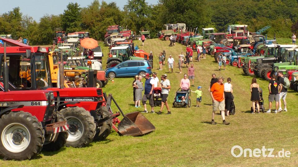 Ein Fest für die ganze Familie, das Schleppertreffen in Neukirchen. Bild: mfh