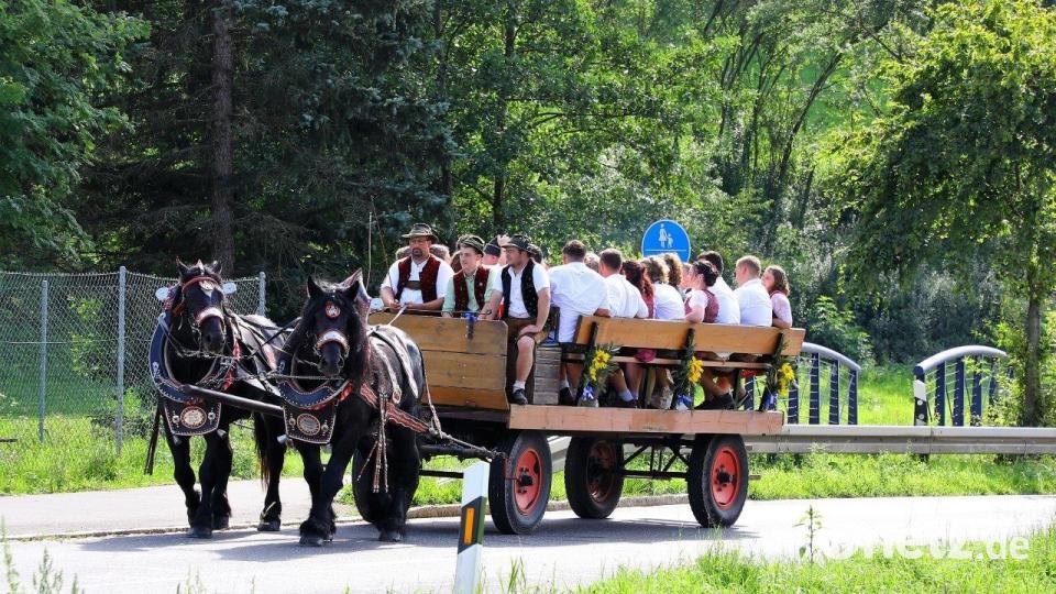 Unterammerthaler Wiesenkirwa Bild: Moritz Koberstein/exb