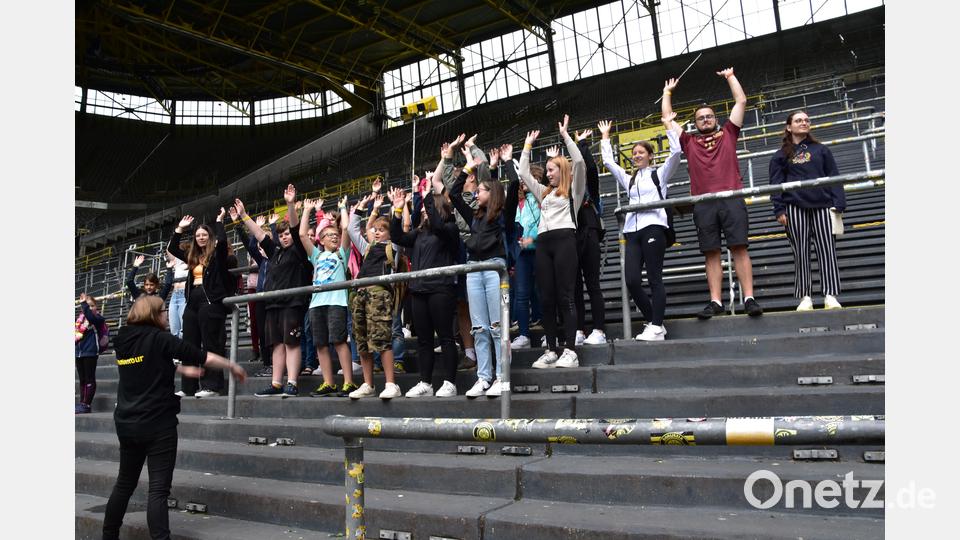 Eine La Ola-Welle für die Organisation bekam Milena Wegmann (rechts). Bild: Ministranten Grafenwöhr