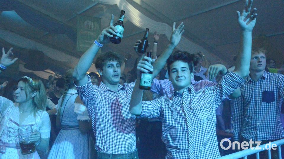 Prost! Bild: bey