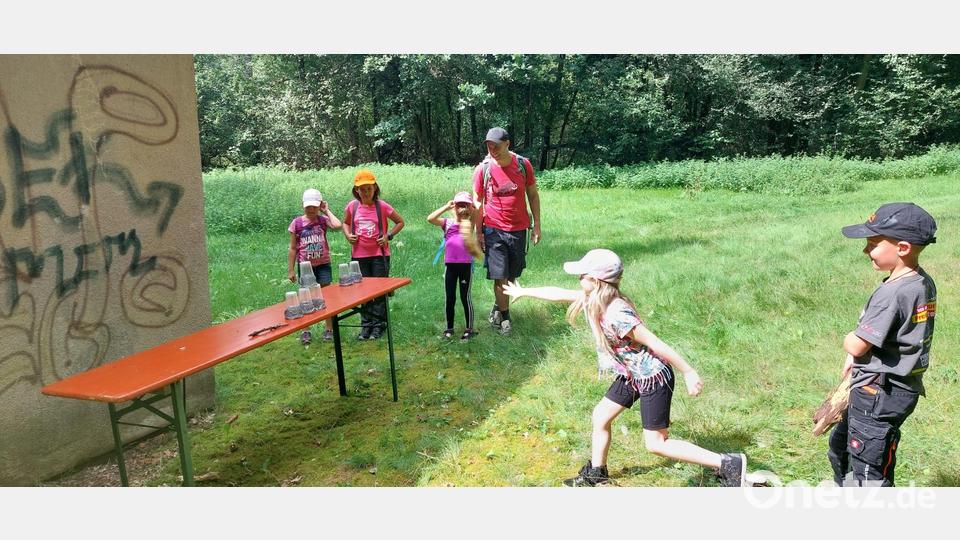 Viele Aufgaben mussten die kinder bei der Schnitzeljagd absolvieren Bild: exb/Bendikt Rott