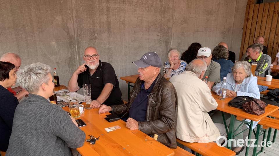 Vor Regen geschützt wurde gefeiert Bild: adj