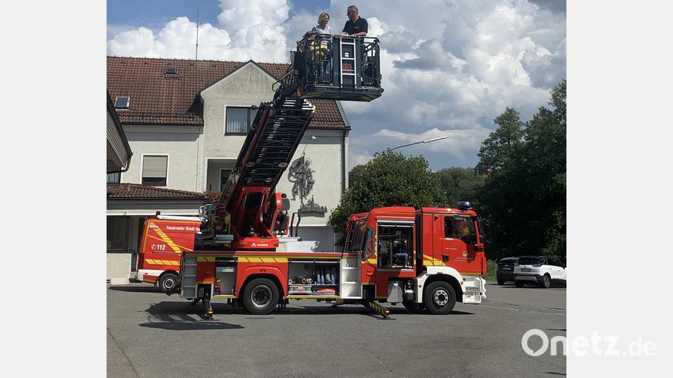 Kinderferienclub zu Besuch bei der Feuerwehr Neustadt/WN Bild: FF Neustadt/WN/exb