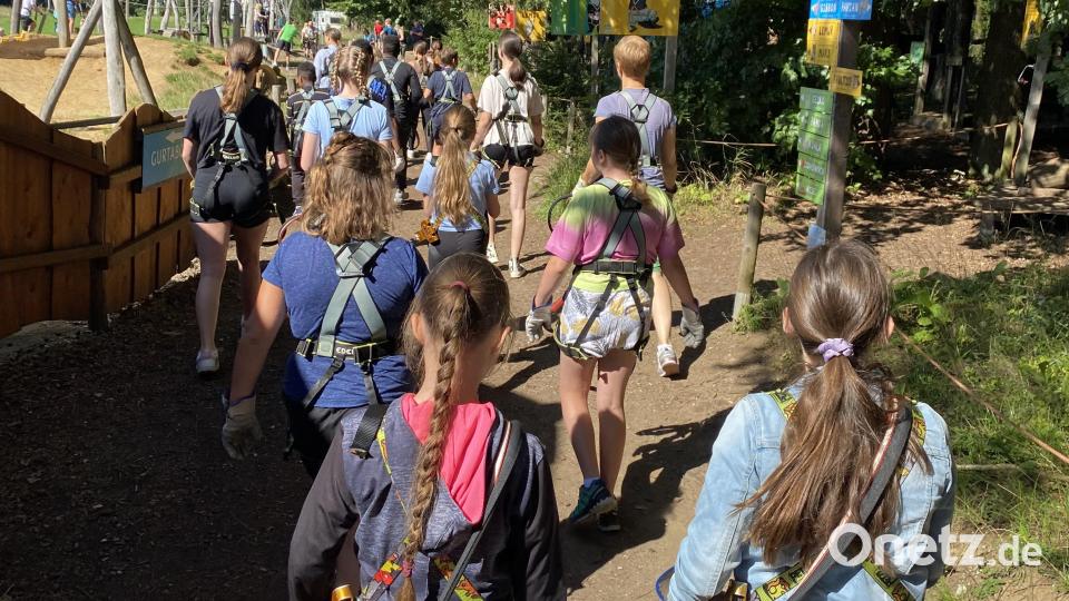 Am ersten Tag stand gleich ein Ausflug nach Pottenstein auf dem Programm, der sowohl für die Teilnehmer der Ferienfreizeit, als auch Tagesausflüglern offen stand. Bild: Verein &quot;Abenteuer Kultur&quot;/exb