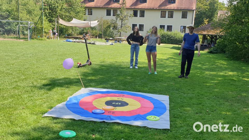 Am Donnerstag fand vormittags eine Gruppenolympiade mit Geschicklichkeitsspielen statt. Bild: Verein &quot;Abenteuer Kultur&quot;/exb