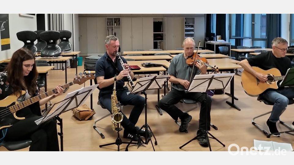 Die ersten Bandproben für „Spamalot“ haben bereits begonnen. Bild: Florian Wein/exb