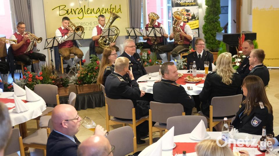 Beim Empfang des Bürgermeisters im Rathaus spielen &quot;D`Felserer&quot; zur Unterhaltung auf. Bild: Hirsch
