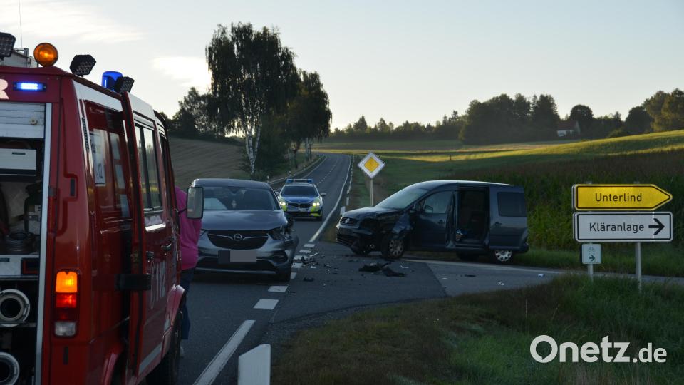 Am frühen Morgen kam es auf der Kreisstraße in Richtung Lerau zu einem Unfall. Glücklicherweise verletzte sich niemand. Bild: dob
