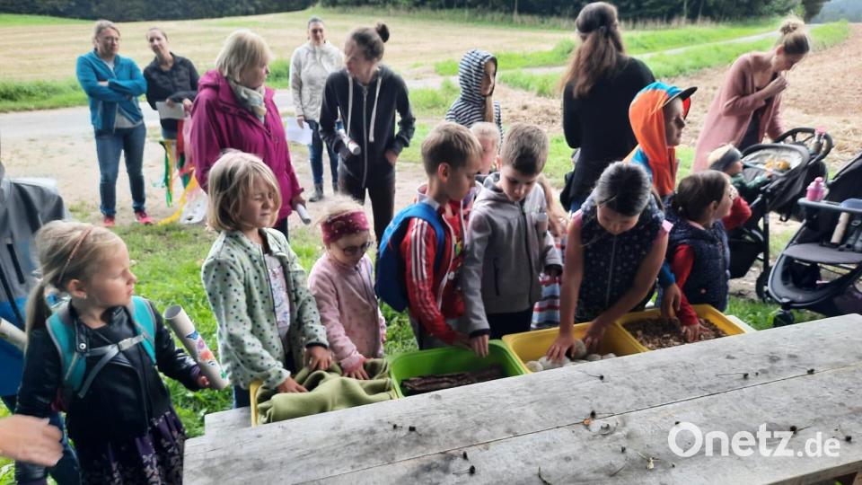 Die erste Kinderwallfahrt im Ferienprogramm der Gemeinde Püchersreuth kommt gut an. Bild: Bäumler/exb