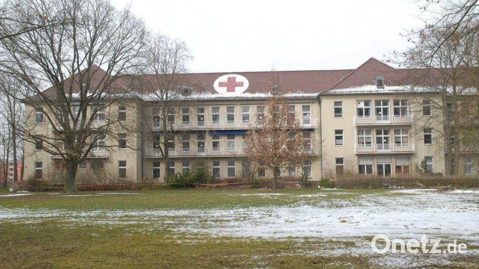 Das ehemalige Bundeswehrkrankenhaus an der Köferinger Straße kurz nach der Schließung. Bild: Petra Hartl