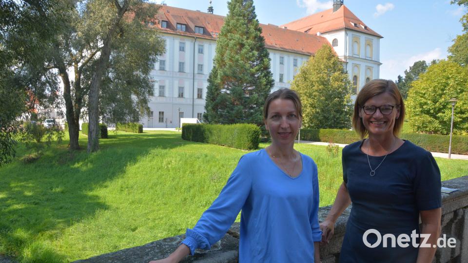 Sie leisten den Löwenanteil der Vorbereitungen, Arge-Fisch-Managerin Mariya Ransberger (links) und Inge Frank (Stadt Waldsassen). Bild: jr