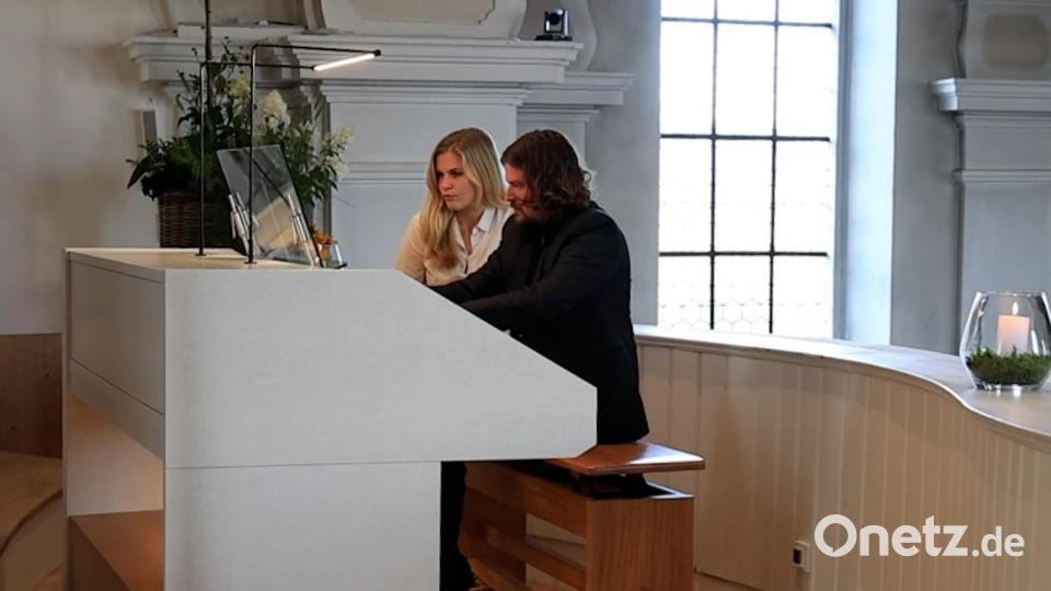 Einweihungskonzert der neuen Orgel in Erbendorf: Martin Sturm zog alle Register. Bild: rw