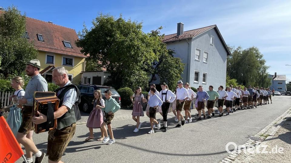 Die Sonne strahlte bei der Egelsheimer Kirwa. Bild: Christian Viehauser