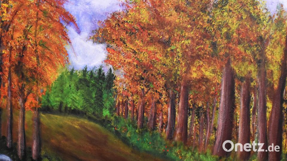 Viele Herbstlandschaften wie auf diesem Bild von Petra Gehring sind in der Ausstellung zu sehen. Bild: ubb