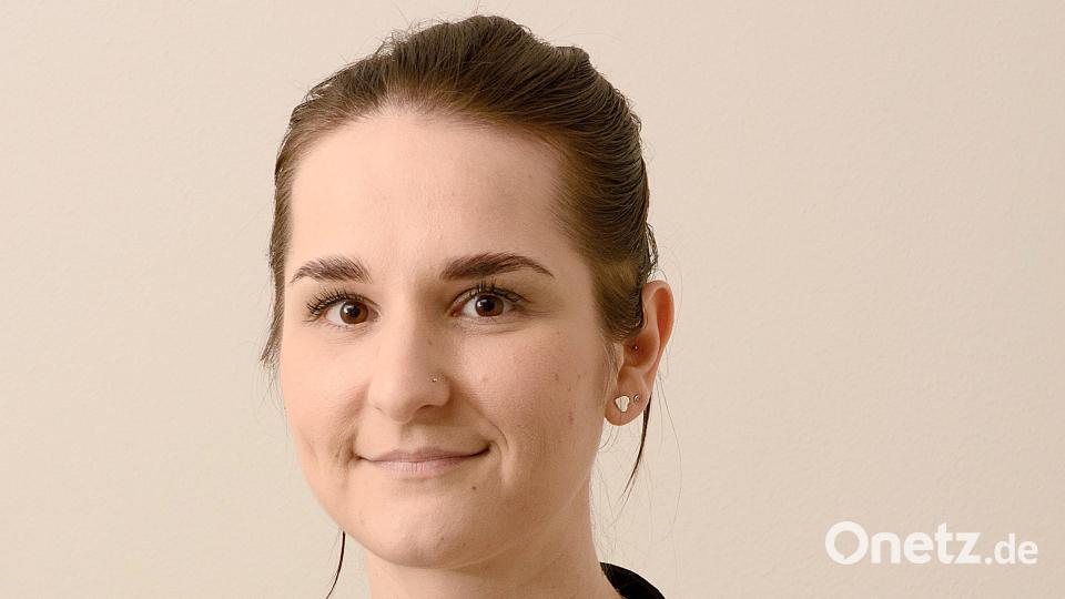 "Ähnlich wie in den Eberhofer-Krimis habe ich mit Holzwiesenreuth eine eigenständige Gemeinde geschaffen, die in einer realen Region angesiedelt ist.“ (Krimiautorin Yvette Eckstein) Bild: Verlag Emons