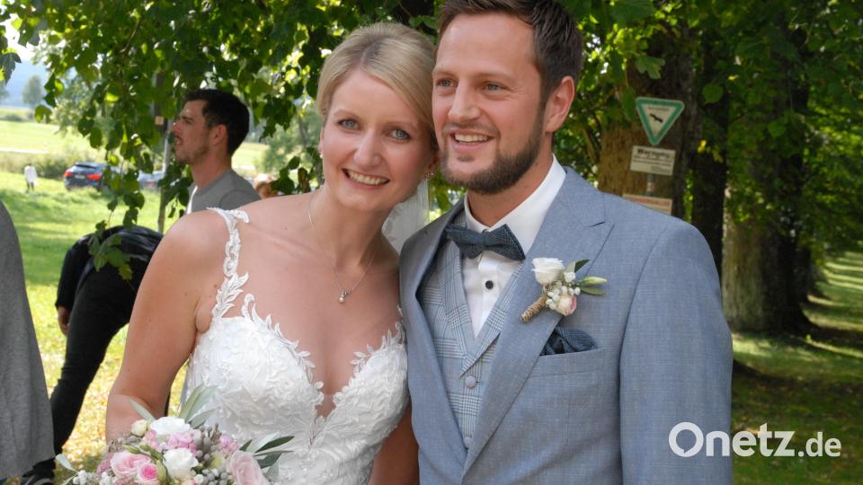 Christina Zwerenz und Matthias Freundl gaben sich in der Steinbergkirche das Ja-Wort. Bild: gbj
