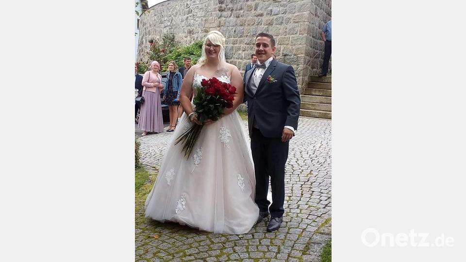 Viele Gratulanten beglückwünschten Martin Zwick und Stefanie Puff. Bild: bey