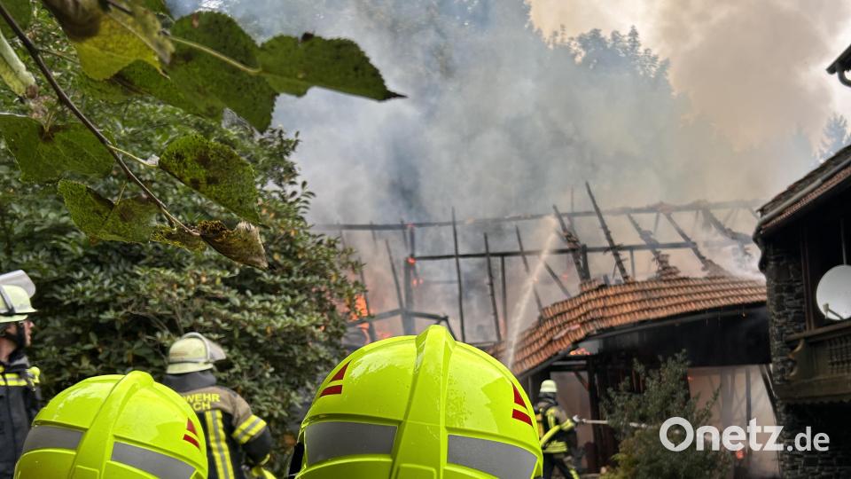 In Rimbach im Landkreis Cham hat eine Scheune gebrannt. Bild: Kreisbrandinspektion Cham